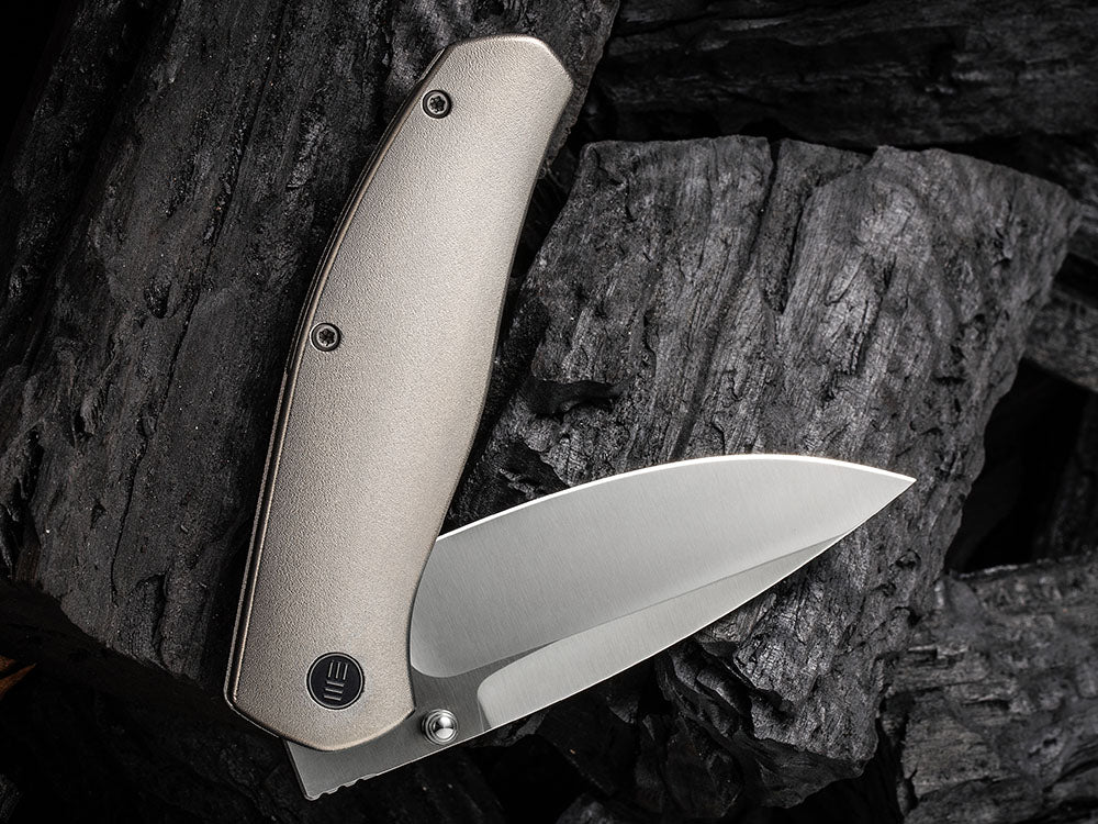 WE Knives - WE20025 ESPRIT - 20CV Blade - Carbon Fiber or Titanium Handle - Ray Laconico Design