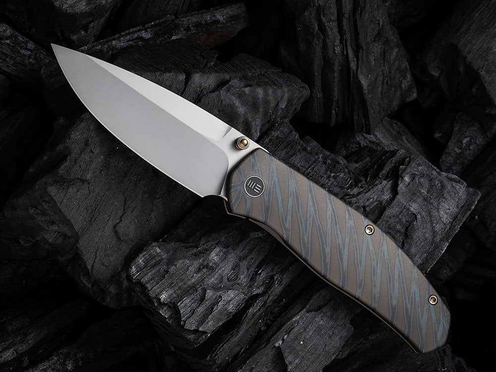 WE Knives - WE20025 ESPRIT - 20CV Blade - Carbon Fiber or Titanium Handle - Ray Laconico Design
