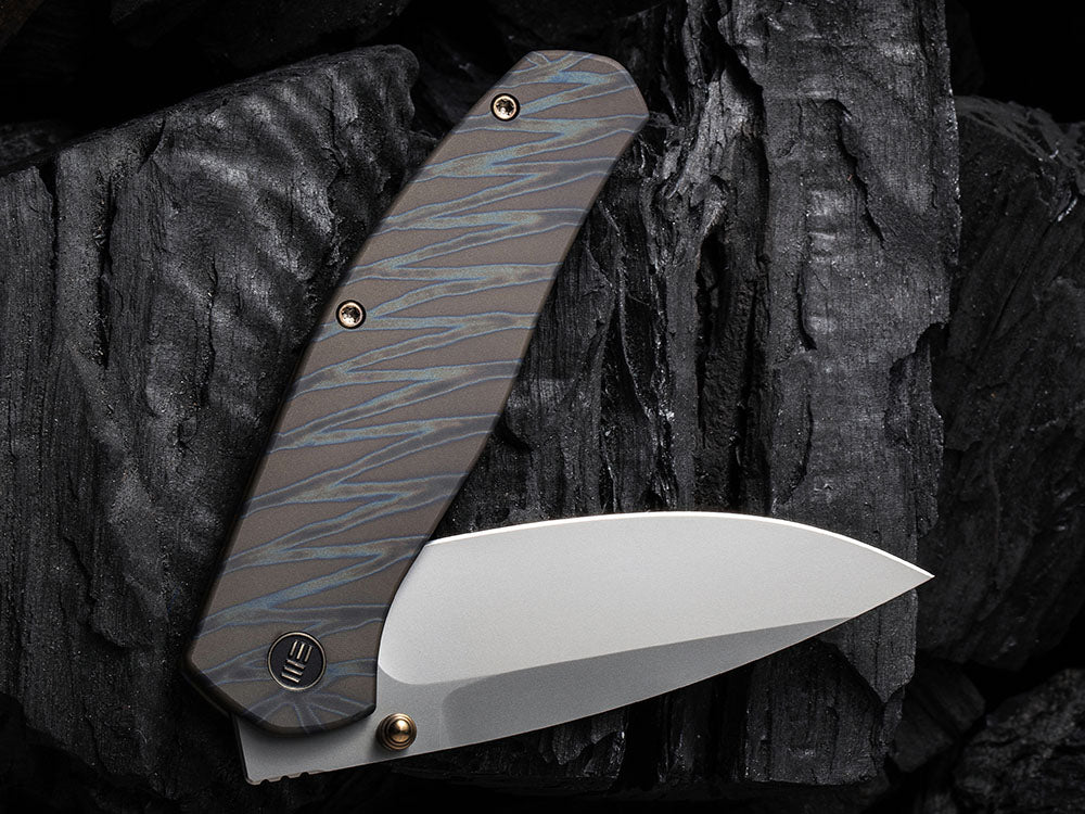 WE Knives - WE20025 ESPRIT - 20CV Blade - Carbon Fiber or Titanium Handle - Ray Laconico Design