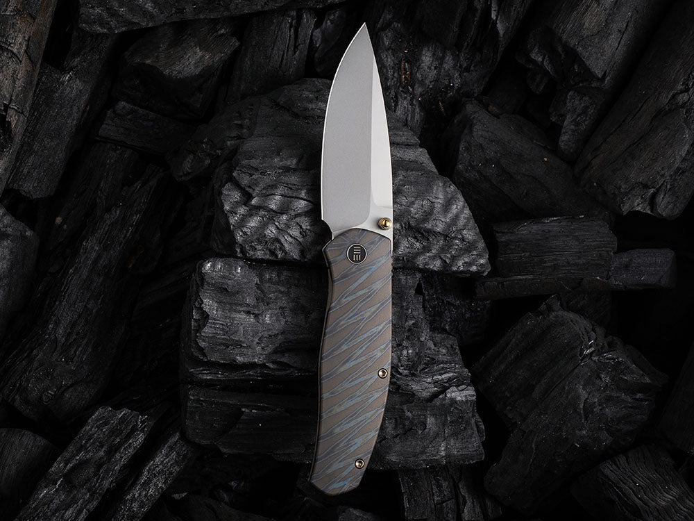 WE Knives - WE20025 ESPRIT - 20CV Blade - Carbon Fiber or Titanium Handle - Ray Laconico Design