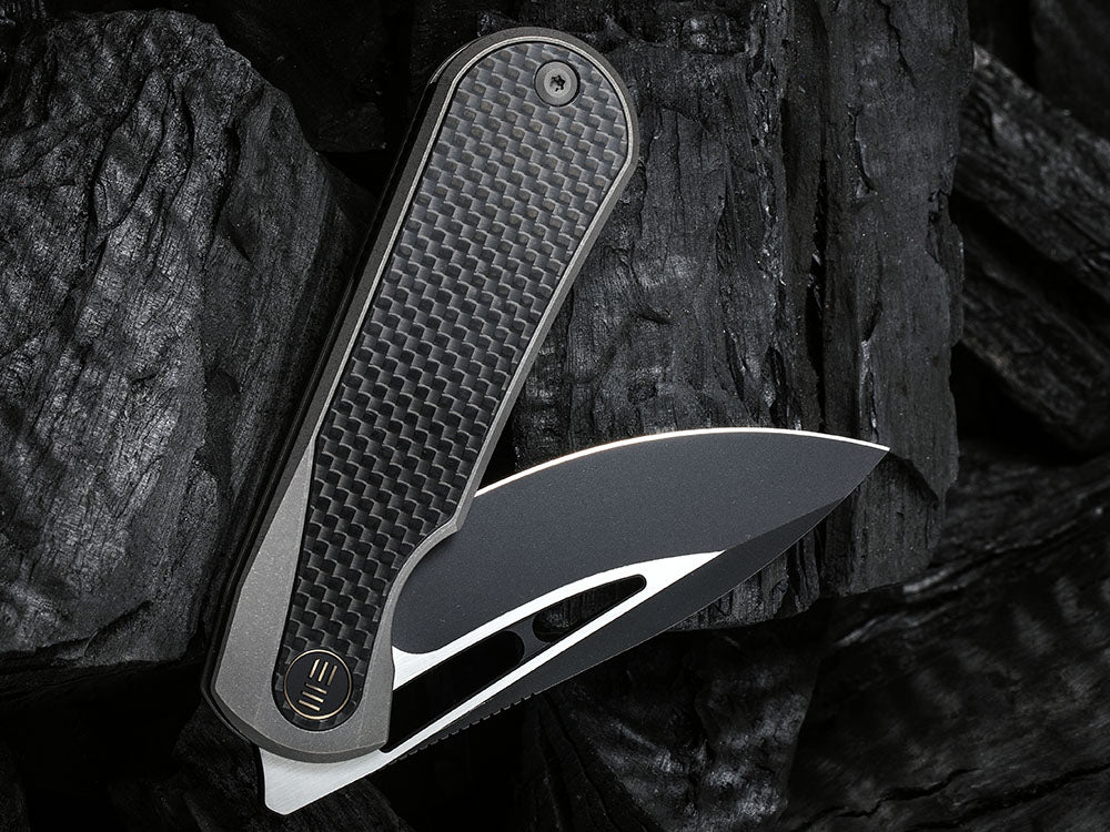 # ** HERE NOW ** WE Knife WE-WE21033 - BALOO - 20CV or Damasteel Blade - CARBON FIBER HANDLE - OSTAP HEL DESIGN