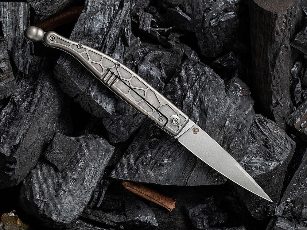 ** HERE NOW ** - WE KNIVES - 2008 ROMAN - S35VN Blade - Titanium Handle - Front Flipper - True Talon