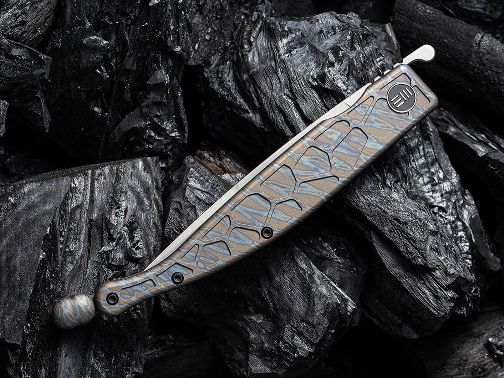 ** HERE NOW ** - WE KNIVES - 2008 ROMAN - S35VN Blade - Titanium Handle - Front Flipper - True Talon