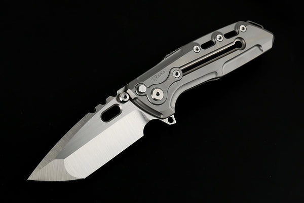 Reate Knives - T1000 - 3.5 inch 3V Blade - with additional Dual Stud Locking System