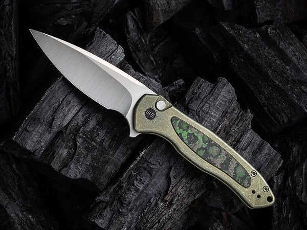 # ** HERE NOW ** WE Knife - WE19002 KITEFIN - Button Lock - 20CV Blade - Carbon Fiber & Titanium Handle - True Talon