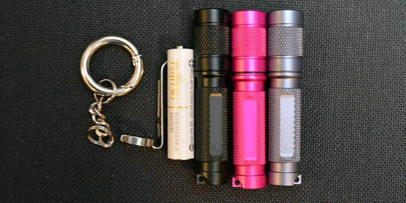 products/3_colors_of_BT101_flashlight.jpg