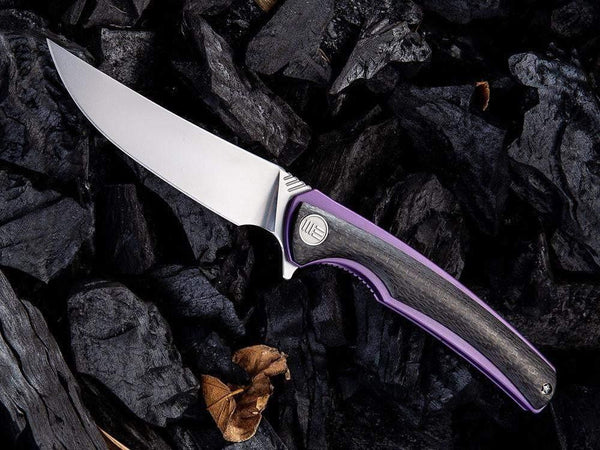 WE Knives 704CF - M390 Blade - Carbon Fiber and Titanium Handle - True Talon