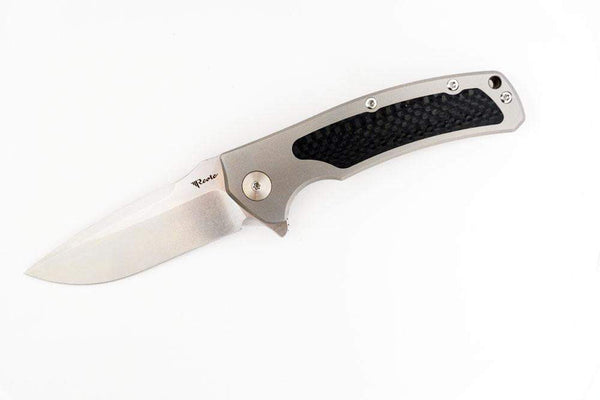Reate Knives - Mini Horizon D - M390 Blade - Carbon Fiber - True Talon